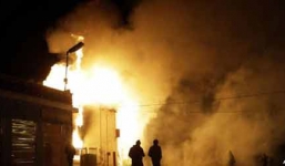 Tòa nhà của người Mỹ gốc Việt bị thiêu rụi trong bạo loạn Ferguson