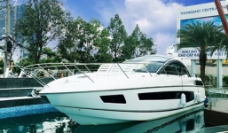 Đại gia BĐS Việt chơi trội mua du thuyền 20 tỷ tặng khách hàng