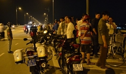 Nam thanh niên bất ngờ nhảy cầu tự tử trước mặt bạn gái