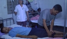 Rắn lục đuôi đỏ tấn công 2 người dân ở Hà Tĩnh