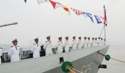 Trung Quốc tăng cường tàu hộ vệ tên lửa ra Biển Đông