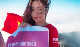 Cô gái 9X leo lên đỉnh Fansipan cầu hôn bạn trai gây sốt cư dân mạng