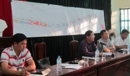 Đường 'dát vàng': Dân đòi ủi đường chứng minh cong - thẳng