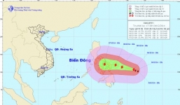 Siêu bão Hagupit giật trên cấp 17 có khả năng vào biển Đông
