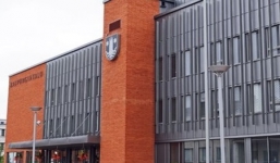 Nữ sinh lớp 4 ứng cử ghế lãnh đạo Hội đồng thành phố