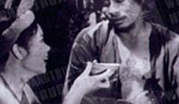 Nhan sắc người phụ nữ 'xấu nhất màn ảnh' Việt ngày ấy và bây giờ