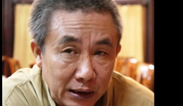 Khám xét khẩn cấp, tạm giữ hình sự blogger Nguyễn Quang Lập