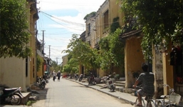 Bị cướp khi đến trường, nữ giáo viên ngã xuống đường trọng thương