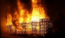 Trung tâm Los Angeles chìm trong biển lửa “khổng lồ”