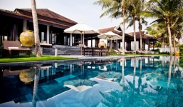 Toàn cảnh khu biệt thự 43 tỉ của nữ đại gia nghìn tỉ Huyền Như