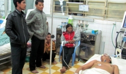  Uống 'rượu phép' trong lễ cúng đầy tháng, 2 người thiệt mạng