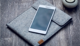 Trả 10 triệu đồng người dùng được gì từ Oppo R5?