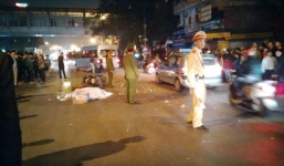 Hà Nội: Va chạm với xe tải trong đêm, 2 thanh niên tử vong