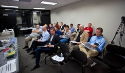 7 nhân vật bí ẩn nắm internet toàn cầu trong tay