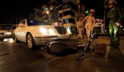 Hà Nội: Uống rượu gây tai nạn, rút thẻ chuyên viên 'dọa' CSGT