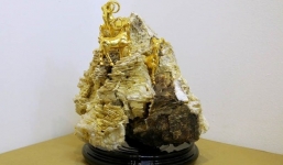 Đại gia chơi sang sắm quà Tết tiền tỷ