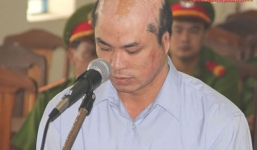 Kẻ cuồng tình ra tòa vẫn gọi nạn nhân axít là 'em yêu'