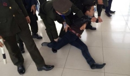 Nam thanh niên có biểu hiện 'ngáo đá' gây rối tại sân bay Nội Bài