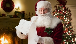 Ông già Noel bí mật 'vung tiền' giúp người dân mua đồ chơi