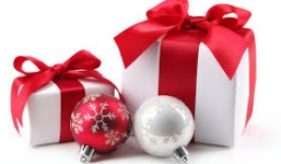 Mua quà gì tặng Giáng sinh cho người yêu?