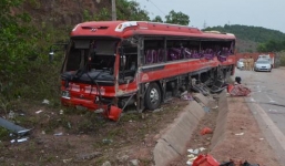 Phó Thủ tướng yêu cầu khởi tố vụ tai nạn thảm khốc ở Quảng Ninh, 6 người tử vong