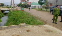 Một thanh niên bị đâm tử vong vì thị uy bằng súng AK