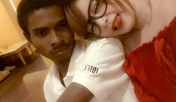 Chuyện tình 'đũa lệch' giữa chàng trai da màu và hot girl  gây sốt