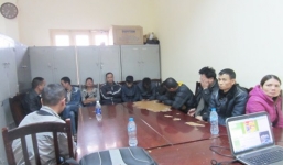 Say sưa xóc đĩa trên điện thoại di động, 14 con bạc bị bắt quả tang