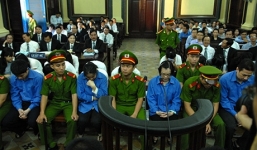 Chị gái Huyền Như khóc lóc xin giảm nhẹ hình phạt