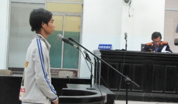 Lăng nhăng lúc vợ mới sinh bị bố mẹ vợ kiện ra tòa