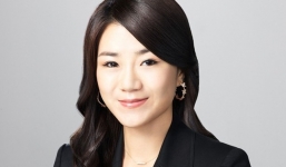 Em gái thừa kế xinh đẹp của 'công chúa hư' hãng Korean Air