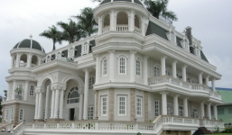 Để đại gia lừa nghìn tỉ, loạt 25 cán bộ ngân hàng dính vòng lao lý