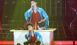 Gương mặt thân quen nhí 2014: Bé Uyên Linh lên đồng giật giải quán quân