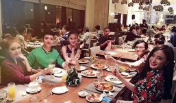 Angela Phương Trinh tặng xế hộp 2 tỷ cho em gái 18 tuổi