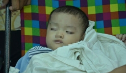 Người mẹ giải thích lý do 'bỏ quên' con: Vì chồng không quan tâm