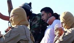 IS bắn hạ chiến đấu cơ của liên quân, bắt giữ phi công