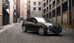 Mazda 3 được bình chọn là chiếc xe tốt nhất 2014