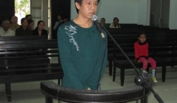 Xâm hại bé gái 7 tuổi, “yêu râu xanh” lĩnh 13 năm tù