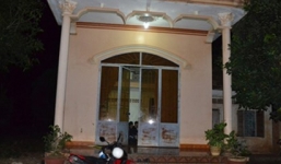 Giả danh anh trai, cưới chồng cho vợ để che giấu thân phận