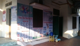 Vụ bé 2 tuổi hóc thịt tử vong ở nhà trẻ: Lãnh đạo Phòng GD-ĐT nói gì?