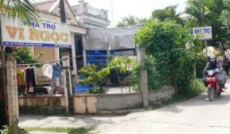 'Tâm sự' với bạn gái trẻ hơn 20 tuổi, ông lão đột ngột tử vong