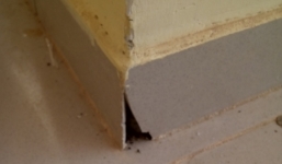 Học sinh lo sợ vì trường học rung, lắc 'như động đất'