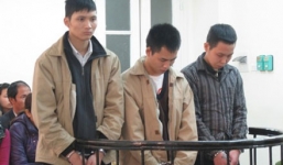 Không được đổi cuộn len khác, phóng hỏa thiêu rụi 5 ki ốt