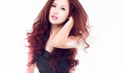 Mai Phương Thúy tái xuất với bộ ảnh quyến rũ sau khi rời showbiz