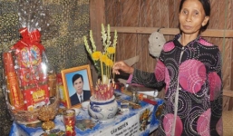 Mẹ phát hiện xác con trong bao tải: Hung thủ ra đầu thú