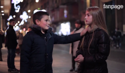 Làm gì khi phải tát 1 cô gái xinh đẹp?