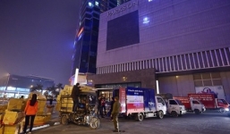 Cô chồng Tăng Thanh Hà 'ngồi trên đống lửa' vì Parkson Keangam