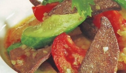 Những cấm kỵ khi ăn gan lợn