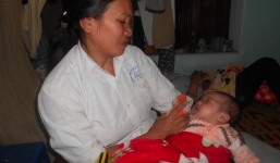 Vụ 3 người tử vong sau ăn ốc: Tang thương bao chùm xóm chài nghèo