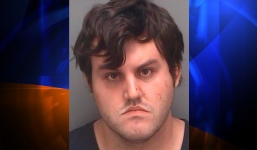 Cha đẻ ném chết con gái 5 tuổi xuống nước